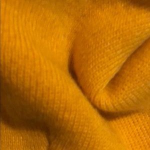 Meet your Posher, Monique